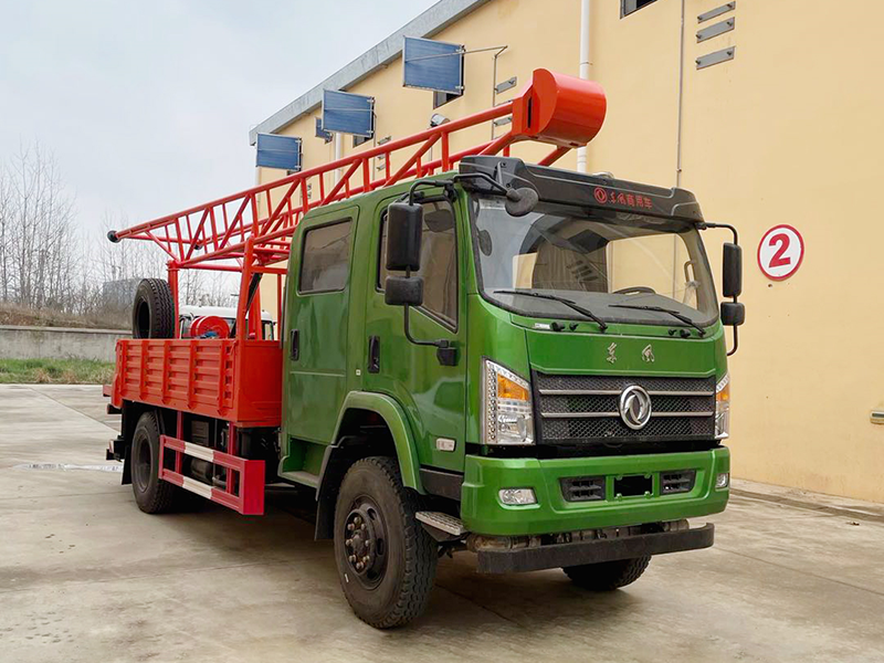 東風(fēng)商用雙排座國(guó)6汽車(chē)鉆機(jī)