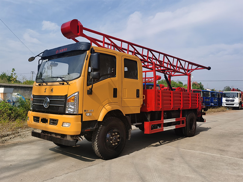 東風(fēng)商用雙排座國(guó)6汽車(chē)鉆機(jī)