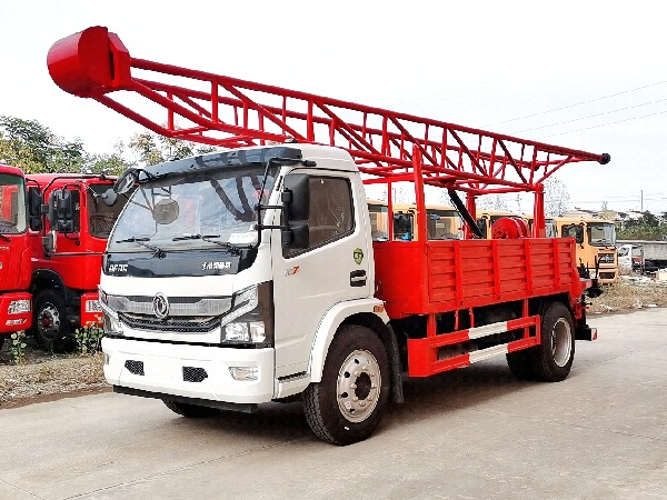 東風凱普特國6汽車鉆機